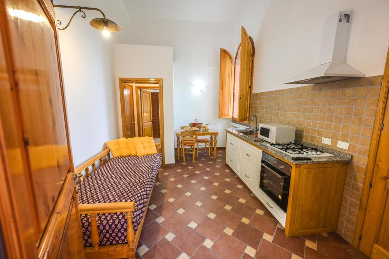Agriturismo Poggio Al Pino 蒙特鲁朴·菲奥伦蒂诺 外观 照片