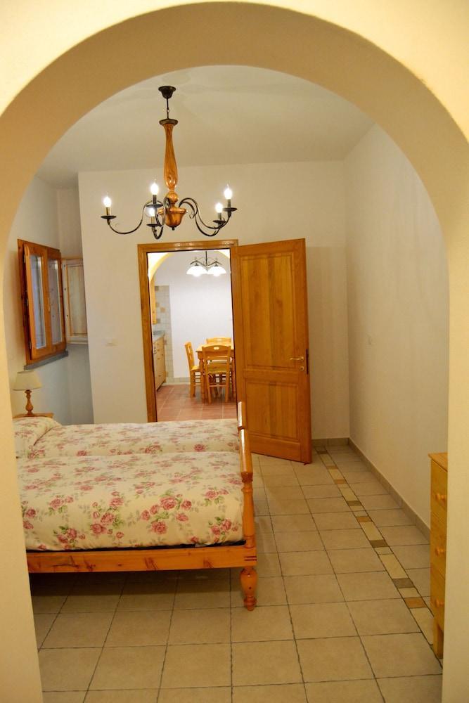 Agriturismo Poggio Al Pino 蒙特鲁朴·菲奥伦蒂诺 外观 照片